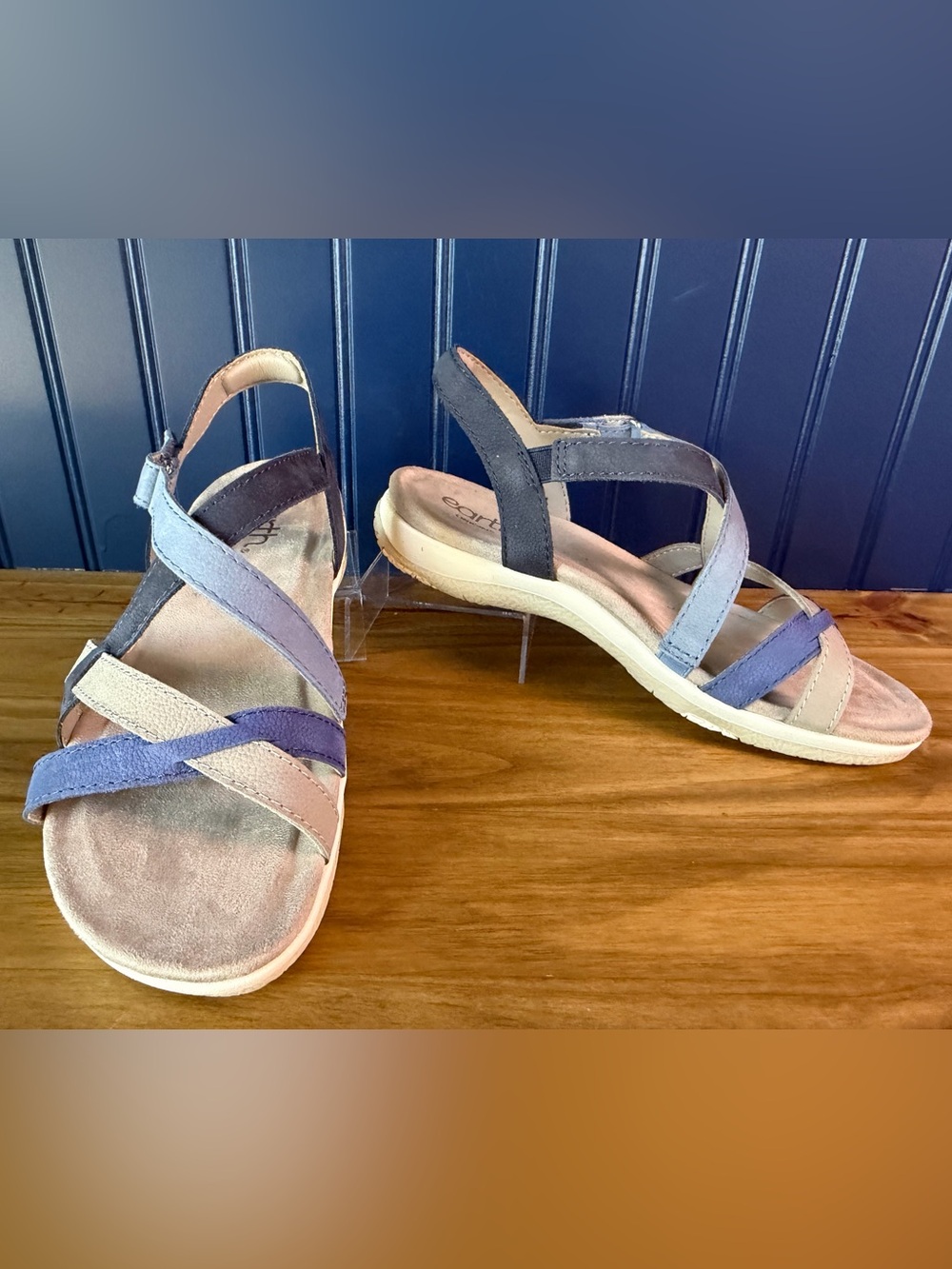Earth Sterling Blue Multi Leather Comfort Sandals NIB